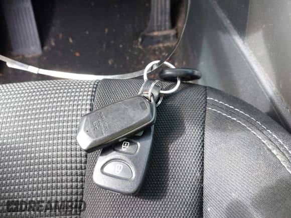 ✅ 2016 Hyundai Elantra • VIN: KMHD35LH5GU287065 • Lot: 43445732. Listed on IAAI with 89,801 mi. Free auction sales archive from the USA and detailed vehicle history report at DreamBid. Image 11.