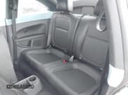 ✅ 2012 Volkswagen Beetle 2.5L PZEV • VIN: 3VWJP7AT7CM639797 • Lot: 43437776. Wystawiony na IAAI z przebiegiem 103 032 mil. Bezpłatny archiwum sprzedaży aukcyjnych z USA i szczegółowy raport historii pojazdu na DreamBid. Zdjęcie 8.