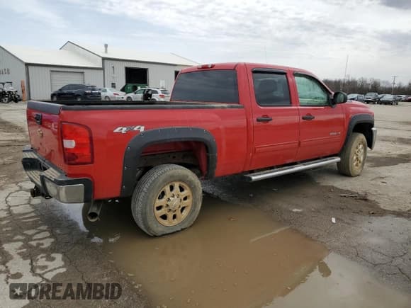 ✅ 2012 Chevrolet Silverado 2500HD LT • VIN: 1GC1KXC85CF105806 • Lot: 46552525. Wystawiony na Copart z przebiegiem Nie podano. Bezpłatny archiwum sprzedaży aukcyjnych z USA i szczegółowy raport historii pojazdu na DreamBid. Zdjęcie 3.