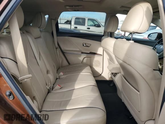 ✅ 2014 Toyota Venza XLE • VIN: 4T3BA3BB3EU053574 • Лот: 90120825. Опубликован ранее на Copart с пробегом 177 911 миль. Бесплатный доступ к архиву аукционных продаж из США и подробный отчёт об истории автомобиля на DreamBid. Изображение 11.