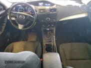✅ 2012 Mazda 3 i Touring • VIN: JM1BL1V76C1557988 • Лот: 93959545. Опубликован ранее на Copart с пробегом 225 197 миль. Бесплатный доступ к архиву аукционных продаж из США и подробный отчёт об истории автомобиля на DreamBid. Изображение 8.