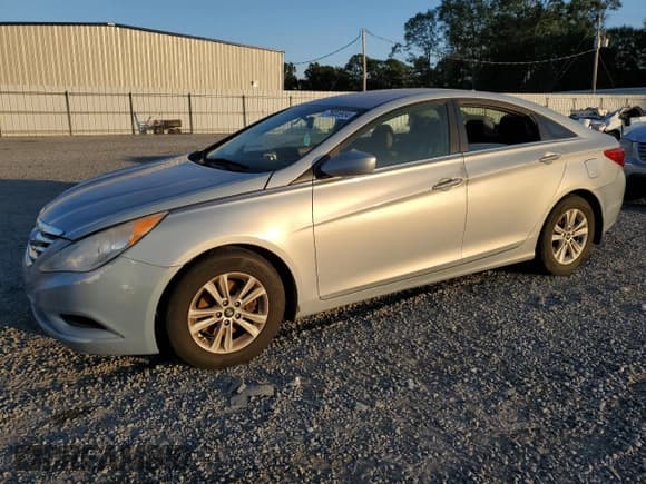 ✅ 2012 Hyundai Sonata GLS • VIN: 5NPEB4AC5CH496940 • Lot: 75008934. Wystawiony na Copart z przebiegiem Nie podano. Bezpłatny archiwum sprzedaży aukcyjnych z USA i szczegółowy raport historii pojazdu na DreamBid. Zdjęcie 1.