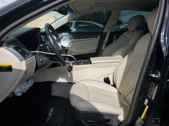 2016 Hyundai Genesis 3.8L z VIN KMHGN4JE8GU132861, wystawiony jako Copart lot #75945174 z przebiegiem 80 957 mil mil oraz Szkoda całkowita • Salvage title. Historia ofert i sprzedaży dostępna na DreamBid. Obrazek 7.