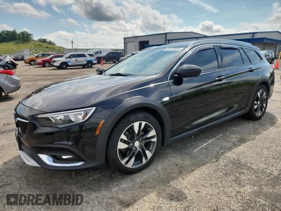 ✅ 2018 Buick Regal Preferred • VIN: W04GU8SX2J1129875 • Lot: 68110485. Listed on Copart with 111,474 mi. Free auction sales archive from the USA and detailed vehicle history report at DreamBid. Image 1.