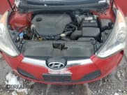 ✅ 2014 Hyundai Veloster • VIN: KMHTC6AD4EU214154 • Lot: 41776145. Wystawiony na Copart z przebiegiem 123 685 mil. Bezpłatny archiwum sprzedaży aukcyjnych z USA i szczegółowy raport historii pojazdu na DreamBid. Zdjęcie 13.