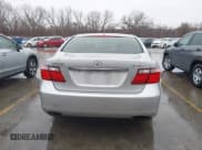 ✅ 2007 Lexus LS 460 L • VIN: JTHGL46F375013281 • Lot: 41725707. Listed on IAAI with 197,202 mi. Free auction sales archive from the USA and detailed vehicle history report at DreamBid. Image 16.