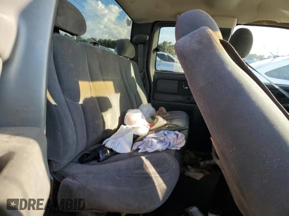 ✅ 2003 Chevrolet Silverado 1500 • VIN: 2GCEC19T031236592 • Лот: 73927204. Опубликован ранее на Copart с пробегом Не указан. Бесплатный доступ к архиву аукционных продаж из США и подробный отчёт об истории автомобиля на DreamBid. Изображение 10.