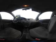 ✅ 2000 Ford Focus LX • VIN: 1FAFP33P8YW152574 • Lot: 43578214. Listed on IAAI with 175,420 mi. Free auction sales archive from the USA and detailed vehicle history report at DreamBid. Image 18.