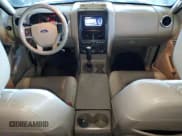 ✅ 2007 Ford Explorer XLT • VIN: 1FMEU73847UB59896 • Лот: 85782365. Опубликован ранее на Copart с пробегом 190 289 миль. Бесплатный доступ к архиву аукционных продаж из США и подробный отчёт об истории автомобиля на DreamBid. Изображение 8.