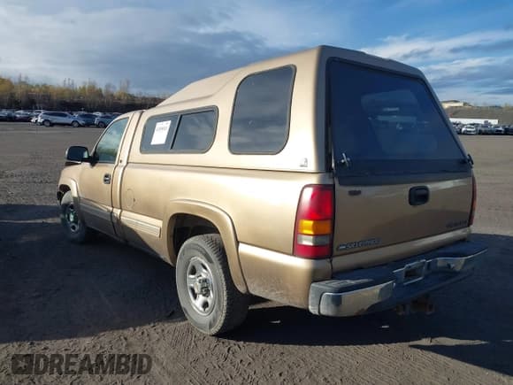 ✅ 2001 Chevrolet Silverado 1500 LS • VIN: 1GCEC14T31E115767 • Лот: 43558541. Опубликован ранее на IAAI с пробегом 181 968 миль. Бесплатный доступ к архиву аукционных продаж из США и подробный отчёт об истории автомобиля на DreamBid. Изображение 3.