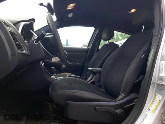 ✅ 2012 Dodge Avenger SE • VIN: 1C3CDZAB8CN242682 • Лот: 81875204. Опубликован ранее на Copart с пробегом 196 507 миль. Бесплатный доступ к архиву аукционных продаж из США и подробный отчёт об истории автомобиля на DreamBid. Изображение 7.