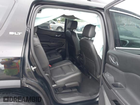 ✅ 2018 GMC Acadia SLT • VIN: 1GKKNMLS5JZ174906 • Lot: 42436700. Listed on IAAI with 178,261 mi. Free auction sales archive from the USA and detailed vehicle history report at DreamBid. Image 8.