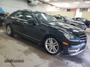 ✅ 2014 Mercedes-Benz C 300 Sport • VIN: WDDGF8AB0EA956419 • Lot: 91035715. Wystawiony na Copart z przebiegiem 168 860 mil. Bezpłatny archiwum sprzedaży aukcyjnych z USA i szczegółowy raport historii pojazdu na DreamBid. Zdjęcie 4.