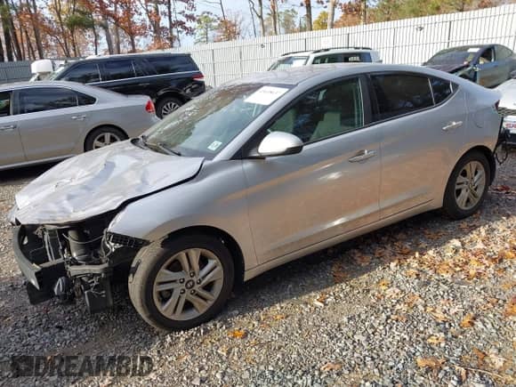 2020 Hyundai Elantra SEL z VIN KMHD84LF6LU949644, wystawiony jako IAAI lot #43638637 z przebiegiem 69 507 mil mil oraz . Historia ofert i sprzedaży dostępna na DreamBid. Obrazek 2.