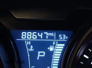 ✅ 2017 Hyundai Veloster • VIN: KMHTC6AD7HU321025 • Lot: 41432334. Wystawiony na IAAI z przebiegiem 88 647 mil. Bezpłatny archiwum sprzedaży aukcyjnych z USA i szczegółowy raport historii pojazdu na DreamBid. Zdjęcie 7.