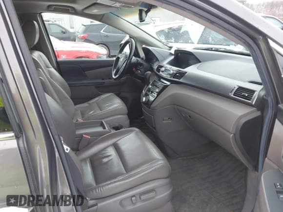 ✅ 2012 Honda Odyssey Touring • VIN: 5FNRL5H95CB049148 • Lot: 43831103. Listed on IAAI with 288,928 mi. Free auction sales archive from the USA and detailed vehicle history report at DreamBid. Image 5.