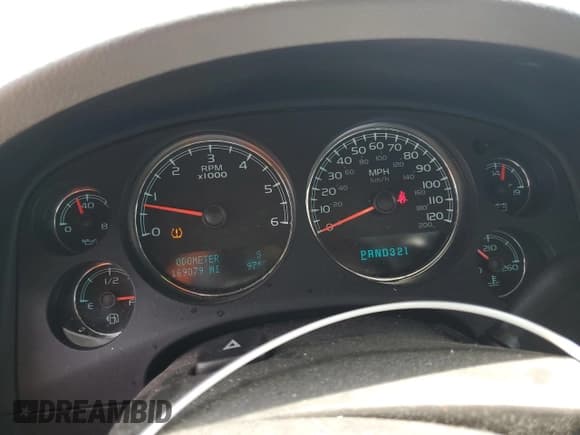 ✅ 2009 Chevrolet Silverado 1500 • VIN: 1GCEC39069Z165450 • Lot: 66836125. Listed on Copart with 169,079 mi. Free auction sales archive from the USA and detailed vehicle history report at DreamBid. Image 9.