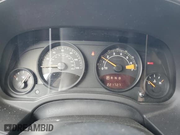 ✅ 2017 Jeep Patriot 75th Anniversary • VIN: 1C4NJRBBXHD141975 • Лот: 65953125. Опубликован ранее на Copart с пробегом 221 727 миль. Бесплатный доступ к архиву аукционных продаж из США и подробный отчёт об истории автомобиля на DreamBid. Изображение 9.