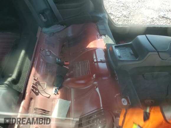 ✅ 2017 Chevrolet Camaro 2SS • VIN: 1G1FH1R73H0158829 • Lot: 71492215. Wystawiony na Copart z przebiegiem Nie podano. Bezpłatny archiwum sprzedaży aukcyjnych z USA i szczegółowy raport historii pojazdu na DreamBid. Zdjęcie 10.