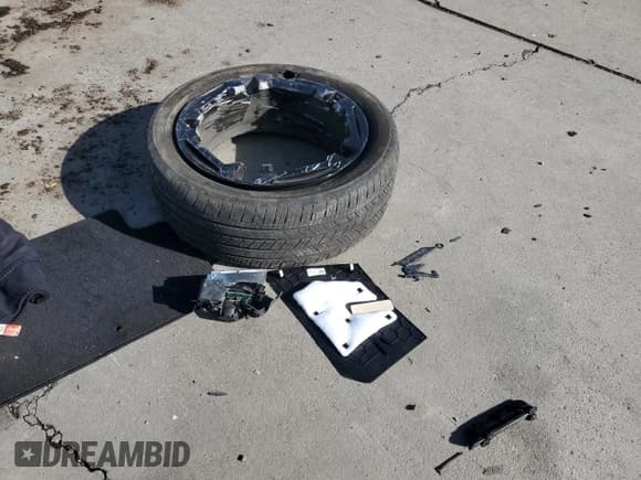 ✅ 2024 Kia Telluride SX X-Line • VIN: 5XYP5DGC8RG518663 • Lot: 91503815. Wystawiony na Copart z przebiegiem 21 050 mil. Bezpłatny archiwum sprzedaży aukcyjnych z USA i szczegółowy raport historii pojazdu na DreamBid. Zdjęcie 13.