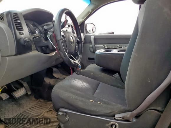 ✅ 2013 Chevrolet Silverado 2500HD Work Truck • VIN: 1GB2CVCG6DZ146026 • Лот: 92304325. Опубликован ранее на Copart с пробегом Не указан. Бесплатный доступ к архиву аукционных продаж из США и подробный отчёт об истории автомобиля на DreamBid. Изображение 7.