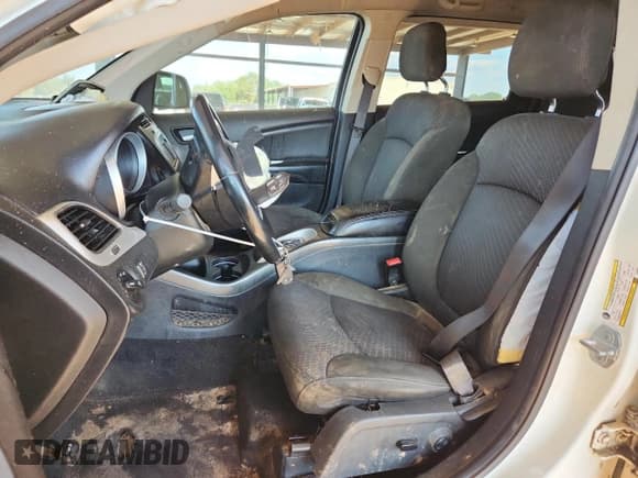 ✅ 2019 Dodge Journey SE • VIN: 3C4PDCBB1KT836568 • Lot: 80021485. Wystawiony na Copart z przebiegiem 141 959 mil. Bezpłatny archiwum sprzedaży aukcyjnych z USA i szczegółowy raport historii pojazdu na DreamBid. Zdjęcie 7.