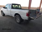 ✅ 2003 Ford Ranger XL • VIN: 1FTYR14V83PB01948 • Lot: 43290091. Wystawiony na IAAI z przebiegiem 235 398 mil. Bezpłatny archiwum sprzedaży aukcyjnych z USA i szczegółowy raport historii pojazdu na DreamBid. Zdjęcie 3.