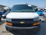 ✅ 2013 Chevrolet Express Cargo • VIN: 1GCWGFCB8D1902532 • Lot: 42452764. Wystawiony na IAAI z przebiegiem 95 113 mil. Bezpłatny archiwum sprzedaży aukcyjnych z USA i szczegółowy raport historii pojazdu na DreamBid. Zdjęcie 12.