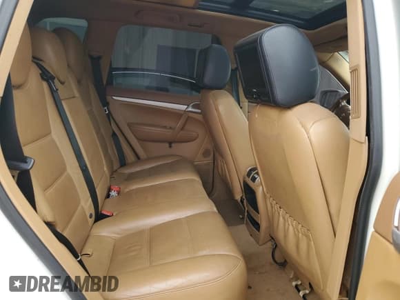 ✅ 2008 Porsche Cayenne S • VIN: WP1AB29P98LA45506 • Lot: 78053634. Wystawiony na Copart z przebiegiem Nie podano. Bezpłatny archiwum sprzedaży aukcyjnych z USA i szczegółowy raport historii pojazdu na DreamBid. Zdjęcie 11.