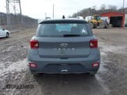 ✅ 2021 Hyundai Venue SEL • VIN: KMHRC8A36MU128047 • Lot: 41643799. Wystawiony na IAAI z przebiegiem 29 078 mil. Bezpłatny archiwum sprzedaży aukcyjnych z USA i szczegółowy raport historii pojazdu na DreamBid. Zdjęcie 17.