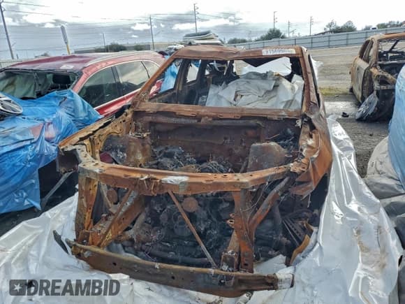 ✅ 2017 Jeep Grand Cherokee Laredo • VIN: 1C4RJFAG7HC895855 • Lot: 91569985. Wystawiony na Copart z przebiegiem Nie podano. Bezpłatny archiwum sprzedaży aukcyjnych z USA i szczegółowy raport historii pojazdu na DreamBid. Zdjęcie 5.