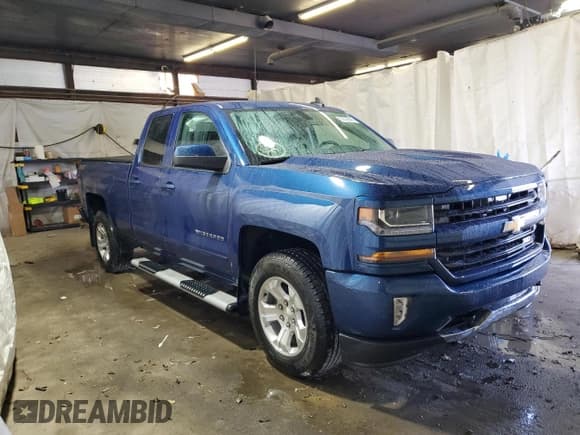 ✅ 2016 Chevrolet Silverado 1500 LT • VIN: 1GCVKREC4GZ417702 • Lot: 92256045. Listed on Copart with 43,795 mi. Free auction sales archive from the USA and detailed vehicle history report at DreamBid. Image 4.