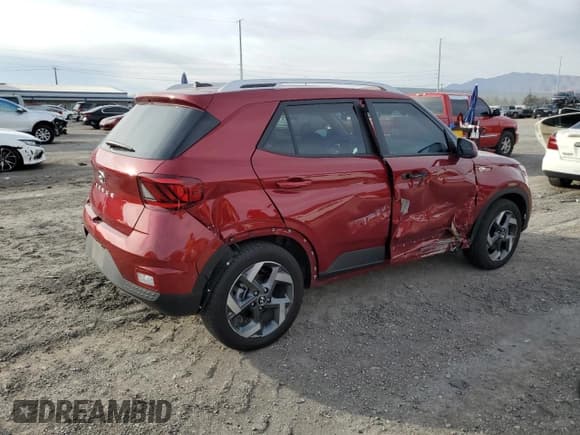 ✅ 2024 Hyundai Venue SEL • VIN: KMHRC8A36RU326800 • Lot: 45751855. Listed on Copart with 12,609 mi. Free auction sales archive from the USA and detailed vehicle history report at DreamBid. Image 3.