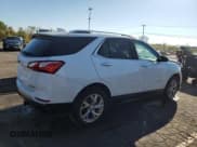 ✅ 2020 Chevrolet Equinox Premier • VIN: 2GNAXNEV4L6136250 • Lot: 84216555. Wystawiony na Copart z przebiegiem 95 757 mil. Bezpłatny archiwum sprzedaży aukcyjnych z USA i szczegółowy raport historii pojazdu na DreamBid. Zdjęcie 3.