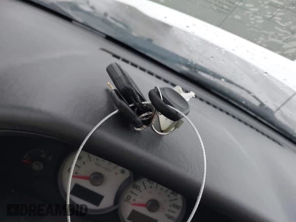 ✅ 2005 Ford Escape XLT • VIN: 1FMYU93125KA69876 • Lot: 41923043. Listed on IAAI with 186,306 mi. Free auction sales archive from the USA and detailed vehicle history report at DreamBid. Image 11.