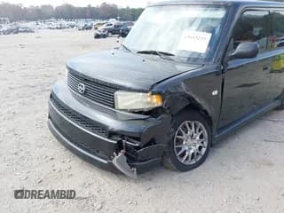 ✅ 2005 Scion xB • VIN: JTLKT324X50170668 • Lot: 43645255. Wystawiony na IAAI z przebiegiem 258 947 mil. Bezpłatny archiwum sprzedaży aukcyjnych z USA i szczegółowy raport historii pojazdu na DreamBid. Zdjęcie 6.