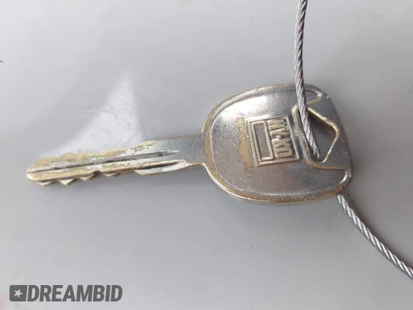 ✅ 2004 Chevrolet Suburban LT • VIN: 1GNEC16Z34J133058 • Лот: 41200786. Опубликован ранее на IAAI с пробегом 254 131 миль. Бесплатный доступ к архиву аукционных продаж из США и подробный отчёт об истории автомобиля на DreamBid. Изображение 11.