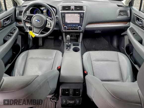 ✅ 2018 Subaru Outback Limited • VIN: 4S4BSANC0J3205969 • Lot: 94926185. Listed on Copart with 129,663 mi. Free auction sales archive from the USA and detailed vehicle history report at DreamBid. Image 8.