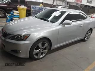 ✅ 2011 Lexus IS 250 C • VIN: JTHFF2C26B2520565 • Лот: 43688191. Опубликован ранее на IAAI с пробегом 196 650 миль. Бесплатный доступ к архиву аукционных продаж из США и подробный отчёт об истории автомобиля на DreamBid. Изображение 2.