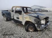 ✅ 2002 Ford F-350 XL • VIN: 1FTSX31F42ED56062 • Lot: 79251294. Wystawiony na Copart z przebiegiem Nie podano. Bezpłatny archiwum sprzedaży aukcyjnych z USA i szczegółowy raport historii pojazdu na DreamBid. Zdjęcie 4.