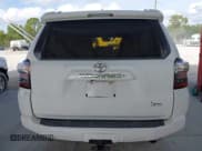 ✅ 2015 Toyota 4Runner SR5 • VIN: JTEZU5JR6F5086735 • Lot: 43830537. Wystawiony na IAAI z przebiegiem 70 733 mil. Bezpłatny archiwum sprzedaży aukcyjnych z USA i szczegółowy raport historii pojazdu na DreamBid. Zdjęcie 16.