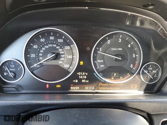 ✅ 2014 BMW 3 Series 328d • VIN: WBA3D3C57EK156748 • Lot: 82563005. Wystawiony na Copart z przebiegiem 90 229 mil. Bezpłatny archiwum sprzedaży aukcyjnych z USA i szczegółowy raport historii pojazdu na DreamBid. Zdjęcie 9.