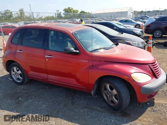 ✅ 2001 Chrysler PT Cruiser • VIN: 3C8FY4BB21T321307 • Lot: 43246563. Listed on IAAI with 129,323 mi. Free auction sales archive from the USA and detailed vehicle history report at DreamBid. Image 13.
