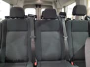 ✅ 2023 Ford Transit Passenger XL • VIN: 1FBAX2C81PKB30711 • Lot: 77797054. Wystawiony na Copart z przebiegiem 18 161 mil. Bezpłatny archiwum sprzedaży aukcyjnych z USA i szczegółowy raport historii pojazdu na DreamBid. Zdjęcie 10.