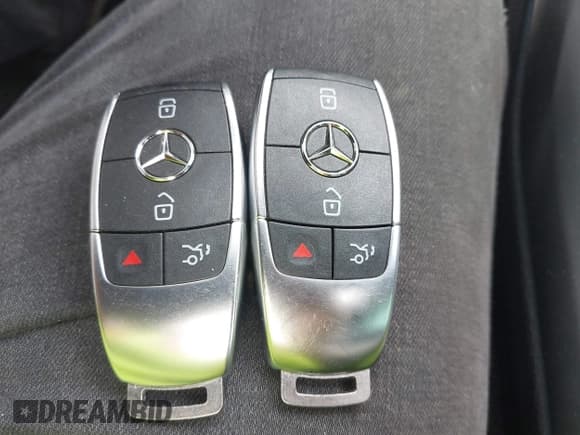 ✅ 2021 Mercedes-Benz GLS 450 • VIN: 4JGFF5KE9MA439143 • Лот: 42147313. Опубликован ранее на IAAI с пробегом 27 231 миль. Бесплатный доступ к архиву аукционных продаж из США и подробный отчёт об истории автомобиля на DreamBid. Изображение 11.