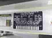 2017 Hyundai Santa Fe 2.4L z VIN 5XYZT3LB1HG437508, wystawiony jako IAAI lot #43278655 z przebiegiem 104 863 mil mil oraz . Historia ofert i sprzedaży dostępna na DreamBid. Obrazek 9.