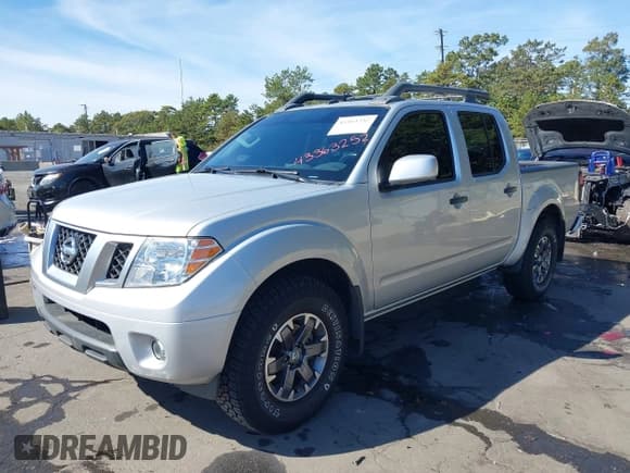 ✅ 2021 Nissan Frontier SV • VIN: 1N6ED0EB9MN708824 • Lot: 43363252. Wystawiony na IAAI z przebiegiem 37 516 mil. Bezpłatny archiwum sprzedaży aukcyjnych z USA i szczegółowy raport historii pojazdu na DreamBid. Zdjęcie 2.