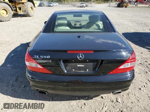 ✅ 2007 Mercedes-Benz SL 550 • VIN: WDBSK71F67F127226 • Лот: 75447924. Опубликован ранее на Copart с пробегом 108 774 миль. Бесплатный доступ к архиву аукционных продаж из США и подробный отчёт об истории автомобиля на DreamBid. Изображение 6.