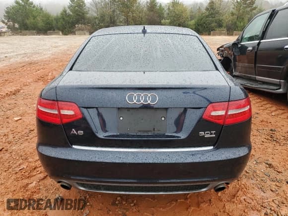 ✅ 2011 Audi A6 Prestige • VIN: WAUKGAFB0BN013630 • Lot: 80197924. Listed on Copart with 110,315 mi. Free auction sales archive from the USA and detailed vehicle history report at DreamBid. Image 6.