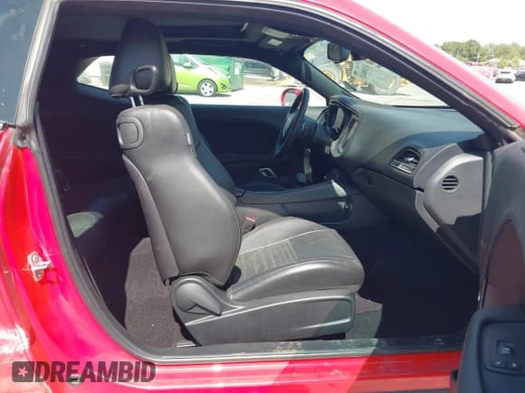 ✅ 2016 Dodge Challenger R/T Plus • VIN: 2C3CDZBT3GH299992 • Lot: 43188443. Listed on IAAI with 57,177 mi. Free auction sales archive from the USA and detailed vehicle history report at DreamBid. Image 5.